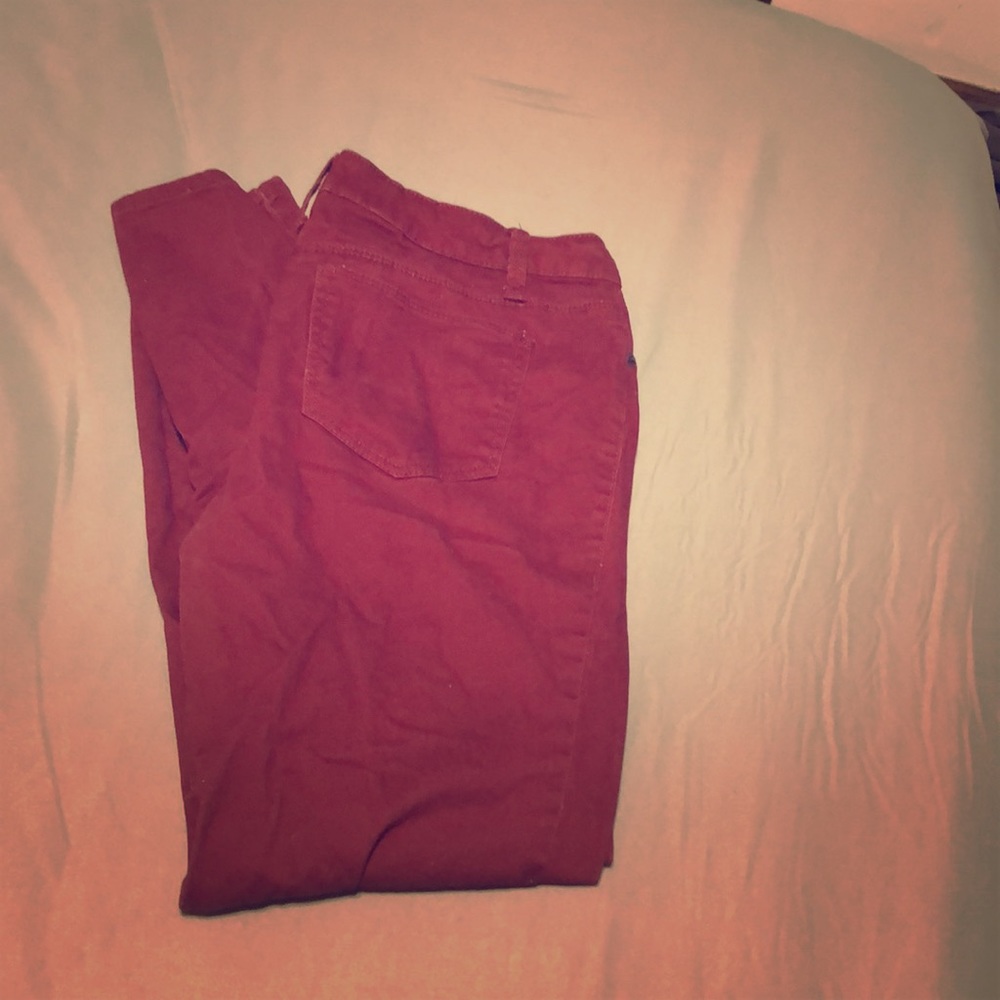 3/$10 No boundaries maroon Jeggings